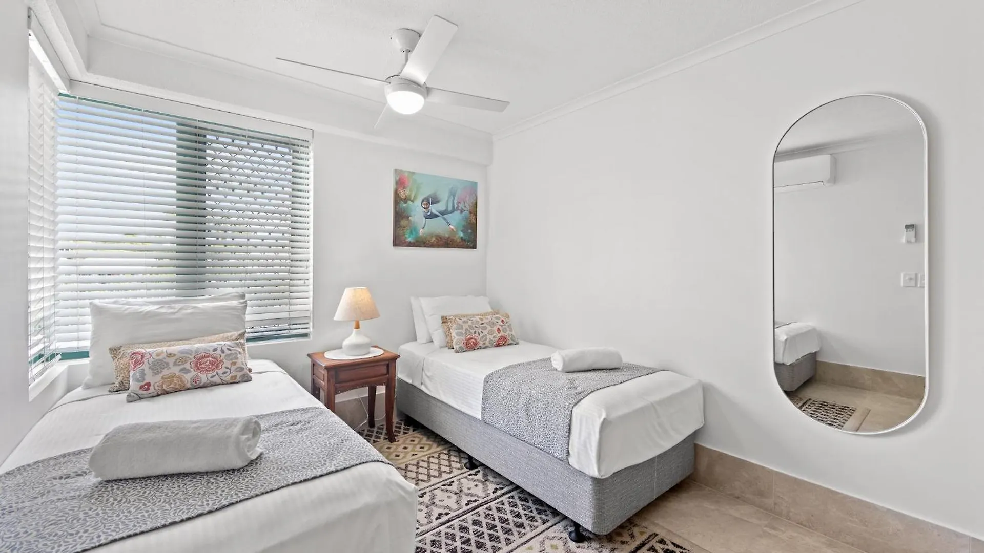 **** Resort The Norfolks On Moffat Beach Caloundra Australia
