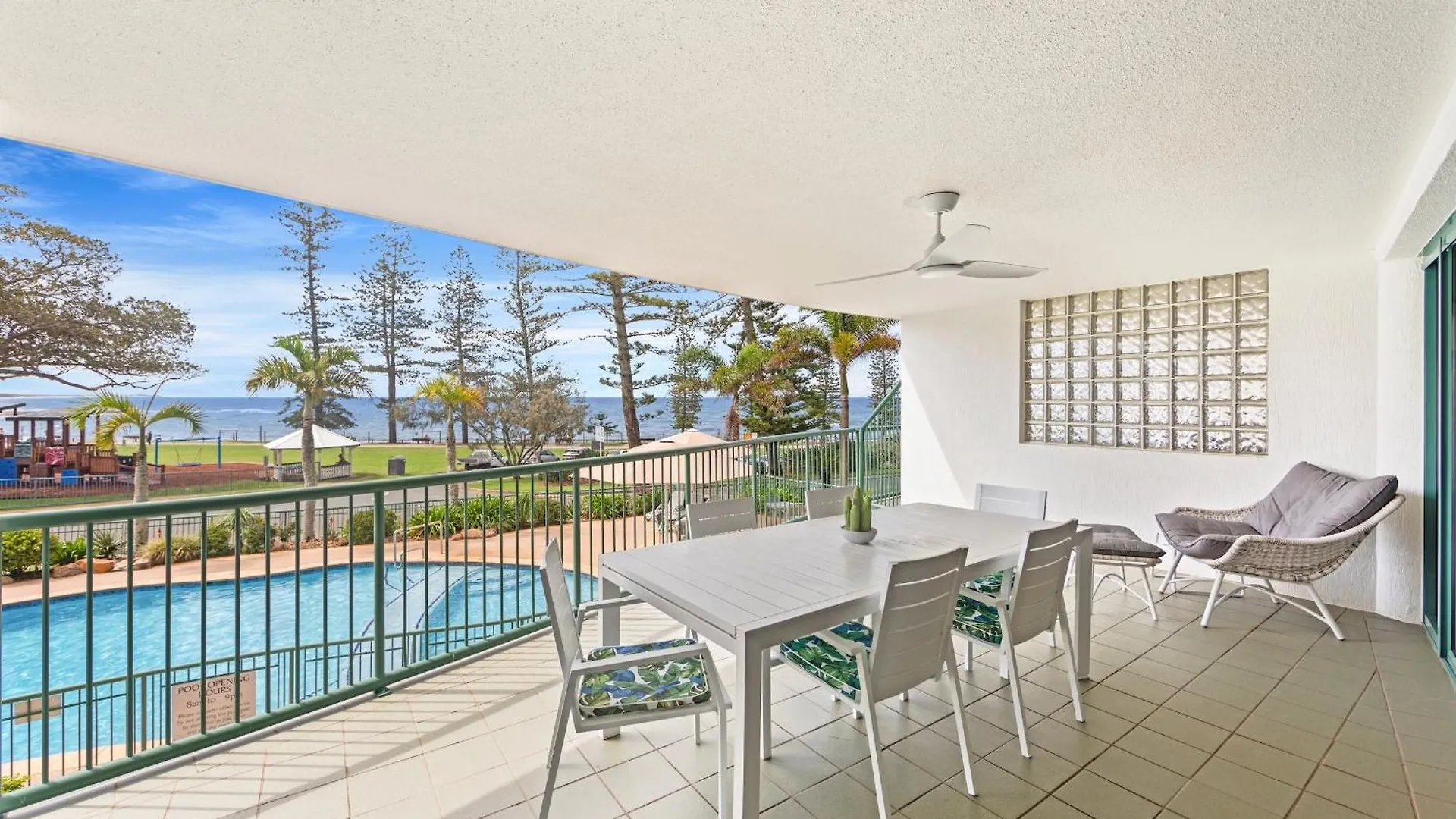 Resort The Norfolks On Moffat Beach Caloundra