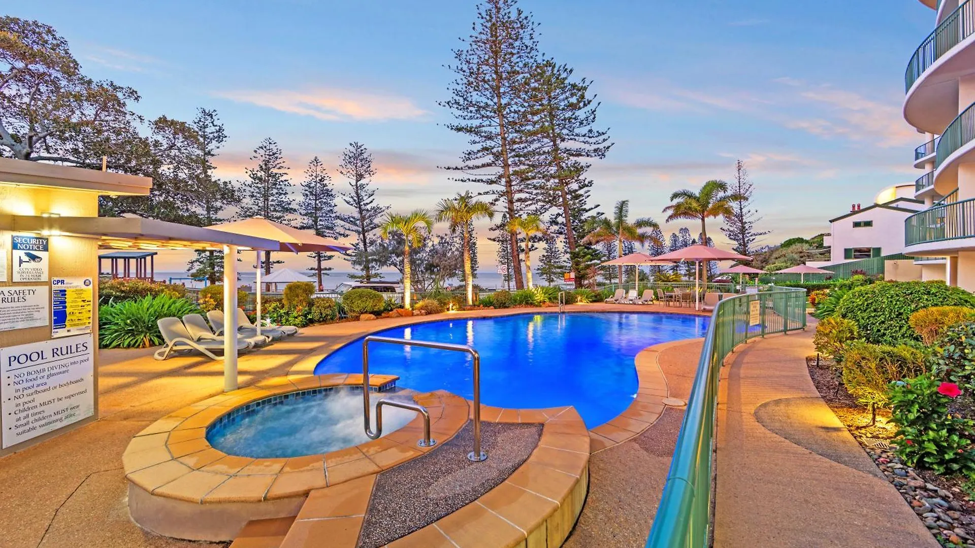 The Norfolks On Moffat Beach Caloundra Resort
